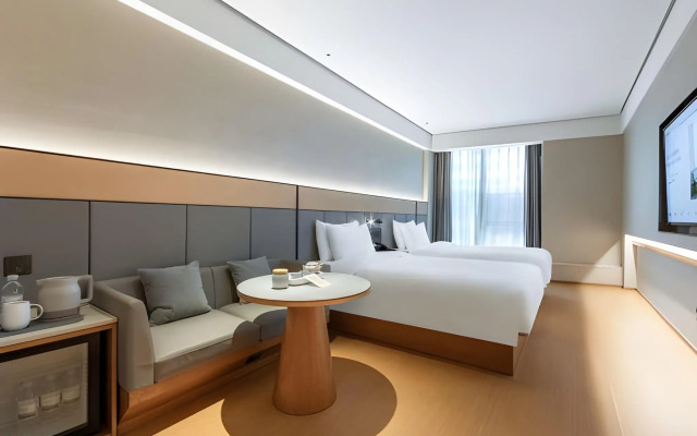Ji Hotel Shanghai Changshou Road Yaxin Life Plaza