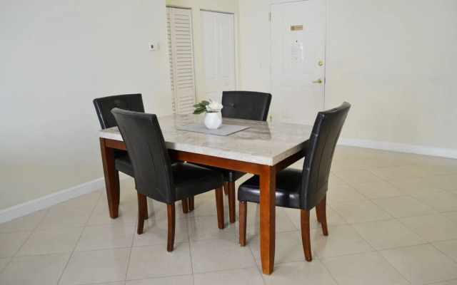 Coral Way by GWC