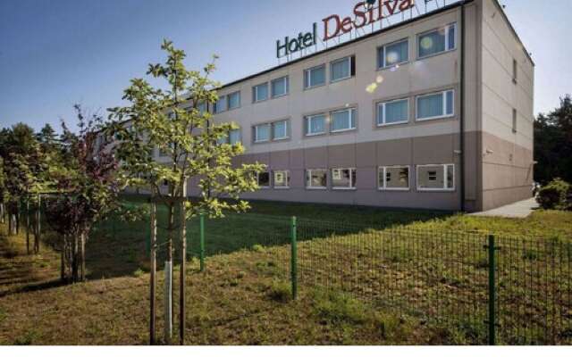 DeSilva Inn Katowice Airport