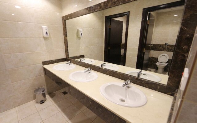 Ishraq Al Bustan Hotel