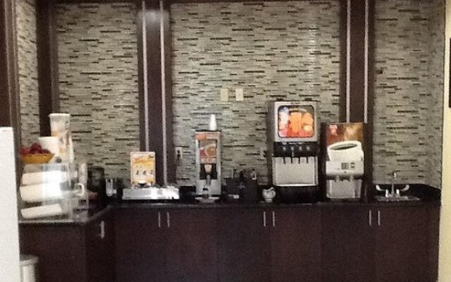Muskogee Inn And Suites