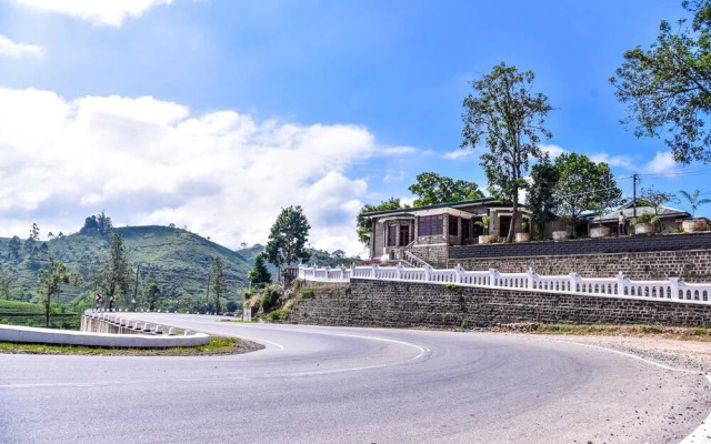 Grand Peak Bungalow