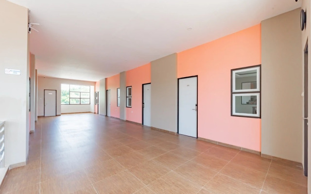 Sans Hotel Berau Square