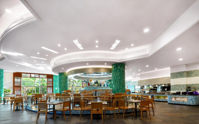 Sunshine Resort Intime Sanya