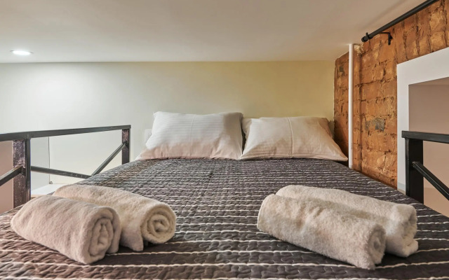 EasyGuest on Marat Street