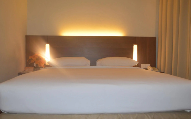 Grand Cikarang Hotel