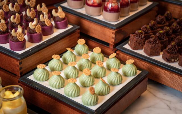 Holiday Inn Chongqing Guanyinqiao by IHG
