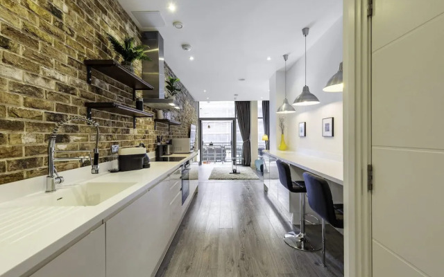 Beautiful One Bed Abode In East Putney