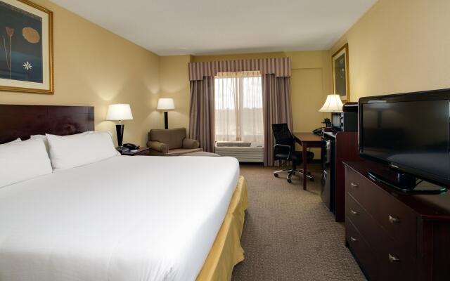 Holiday Inn Express Hotel & Suites Sebring, an IHG Hotel