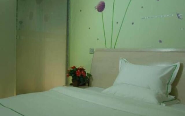 Home Club Hotel Baiyun Branch