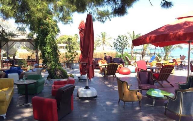 Rios Beach Hotel