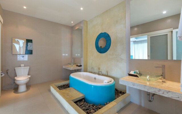Amala Grand Bleu Resort Hilltops