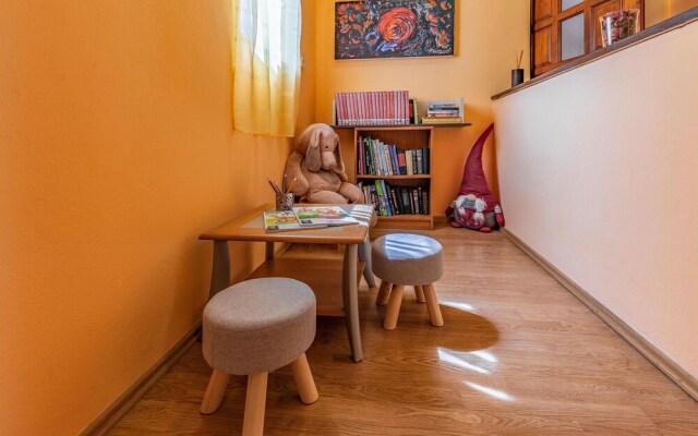 Amazing Home in Liznjan With 4 Bedrooms, Wifi and Outdoor Swimming Pool