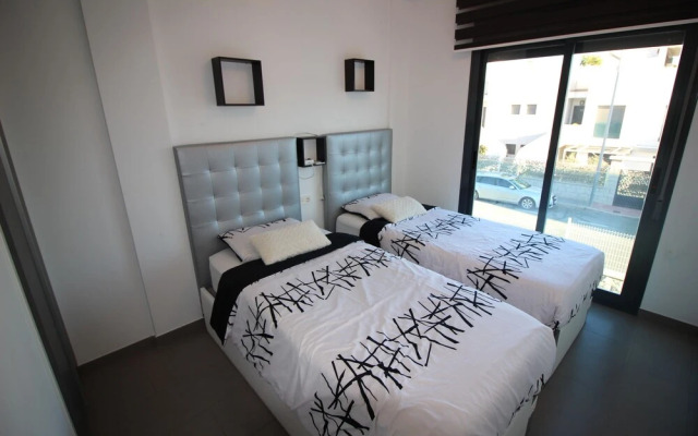 Penthouse Oasis Beach Phase 1 Sunny Home