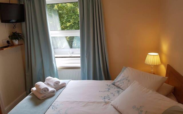A & B Guest House