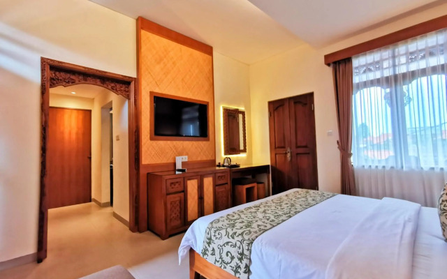 Yulia Village Inn