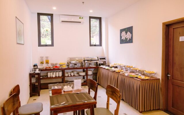 Gardenia Hue Hotel