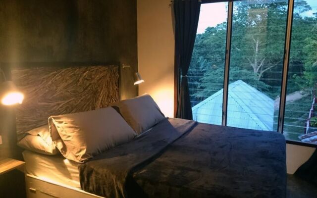 812 Angol Boracay Apartment