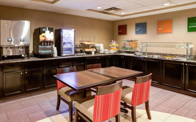 Comfort Suites Airport