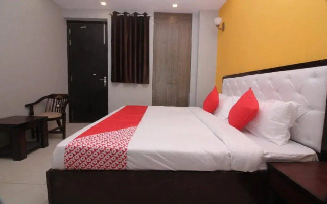 Chugh House By OYO Rooms