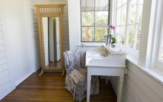 Sully Mansion Bed & Breakfast Inn