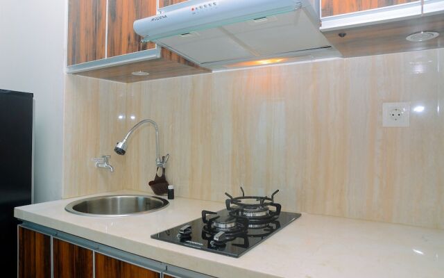 Cozy and Simple Living 1BR Grand Kamala Lagoon Apartment