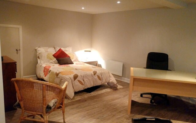 Studio in Blainville, With Wifi