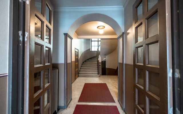 2ndhomes Bright 125m2 4BR Center Apt