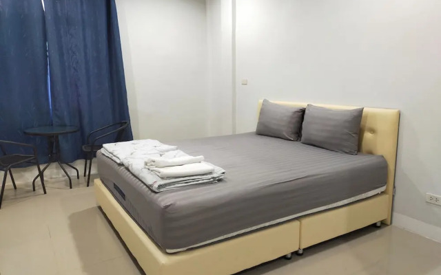 The Rooftop Residence Hostel