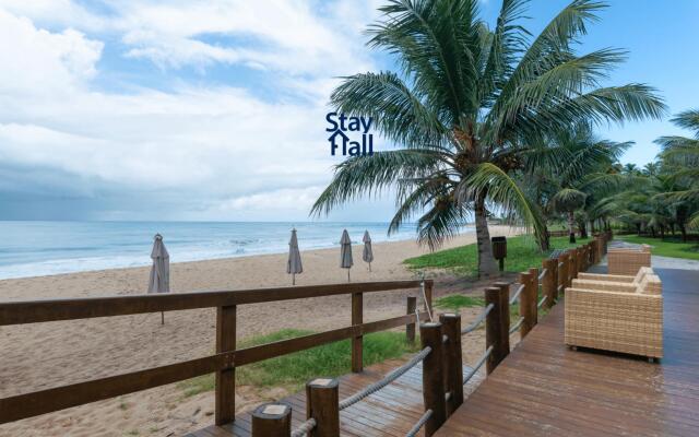 Flat Luxo-Beach Class-Piscina-Beira-Mar- SH042