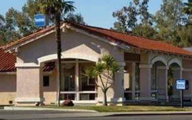 Travelodge by Wyndham Willows