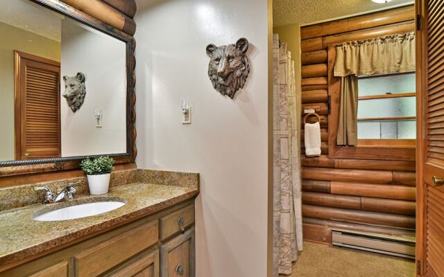 Rustic Cabin in the Woods Star5vacations