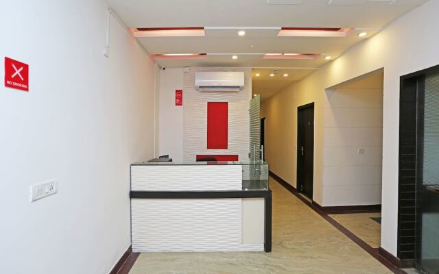 OYO Townhouse 281 Harsh Vihar. Near M2K Cinemas Rohini