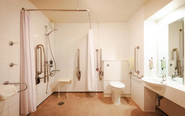 Premier Inn Chesterfield West