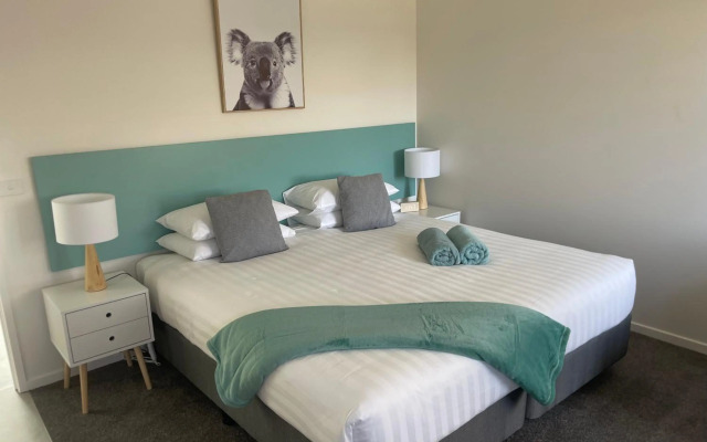 Botanic City Apartments