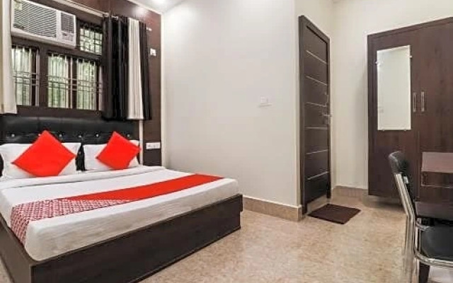 Black Grapes by OYO Rooms