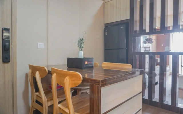 Homey And Cozy 3Br At Meikarta Apartment