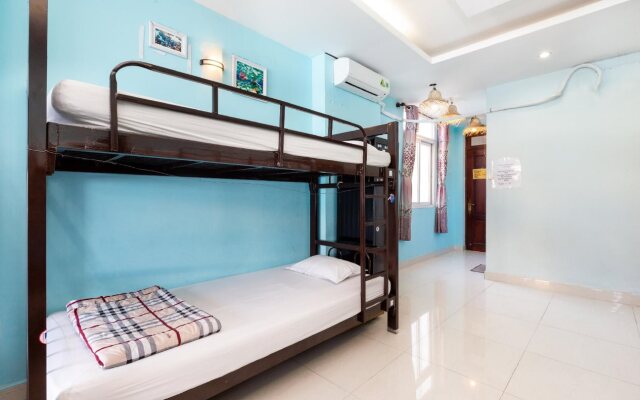 Vietnam Guide Home Hostel