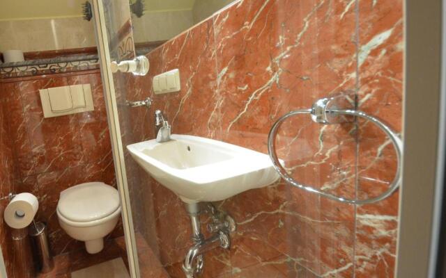 Reet - Eckhaus 17f "moosbeere"