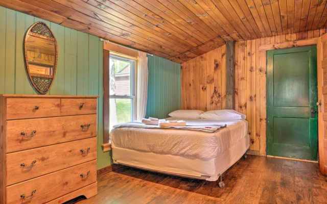 Rustic Cabin Retreat on Rangeley Lake!