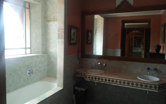 Superbe villa marocaine palmeraie