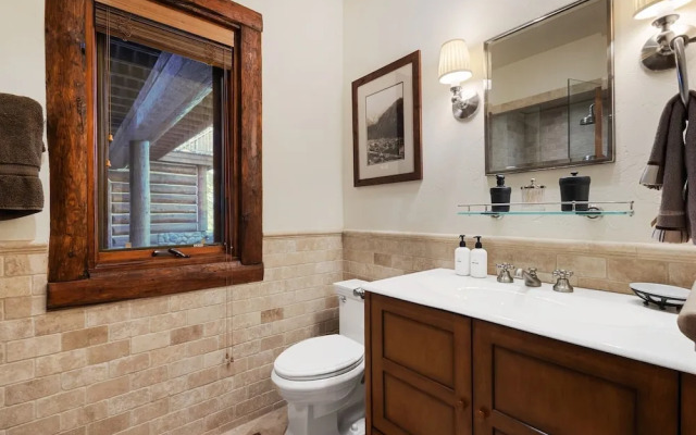 Wildwood Ridge 5 Bedroom Home