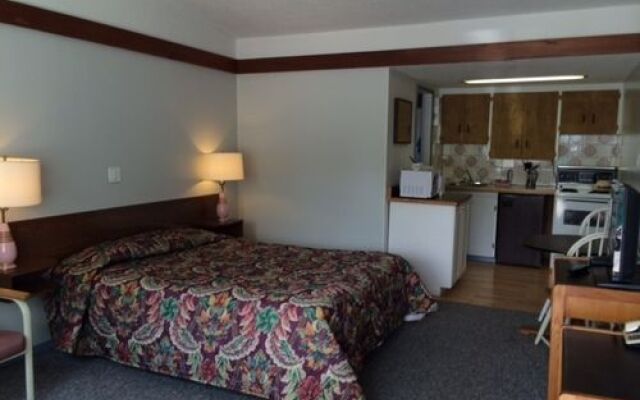 Twin Rivers Motel & RV Park