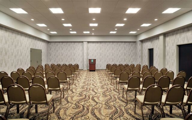 Embassy Suites by Hilton Brunswick