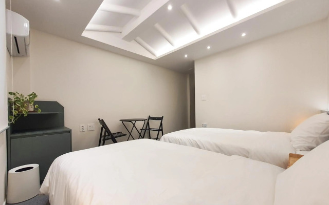 Corfos Hotel