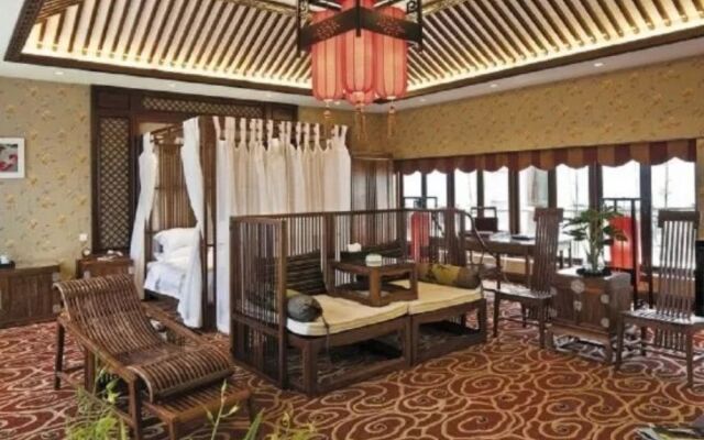 Yayuan Garden Holiday Hotel