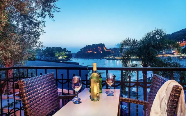 Villa Rossa Area Boutique Beach Resort