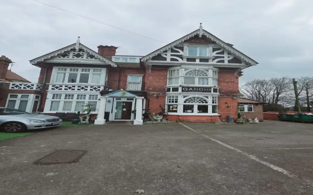 Kingswood Hotel