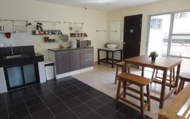 Just Sleep At Box Hostel