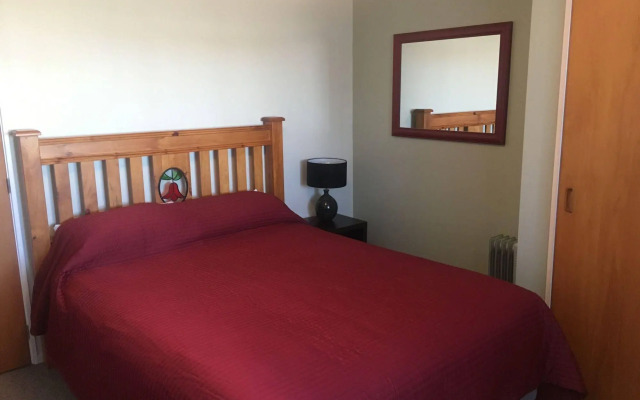 Redwood Lodge